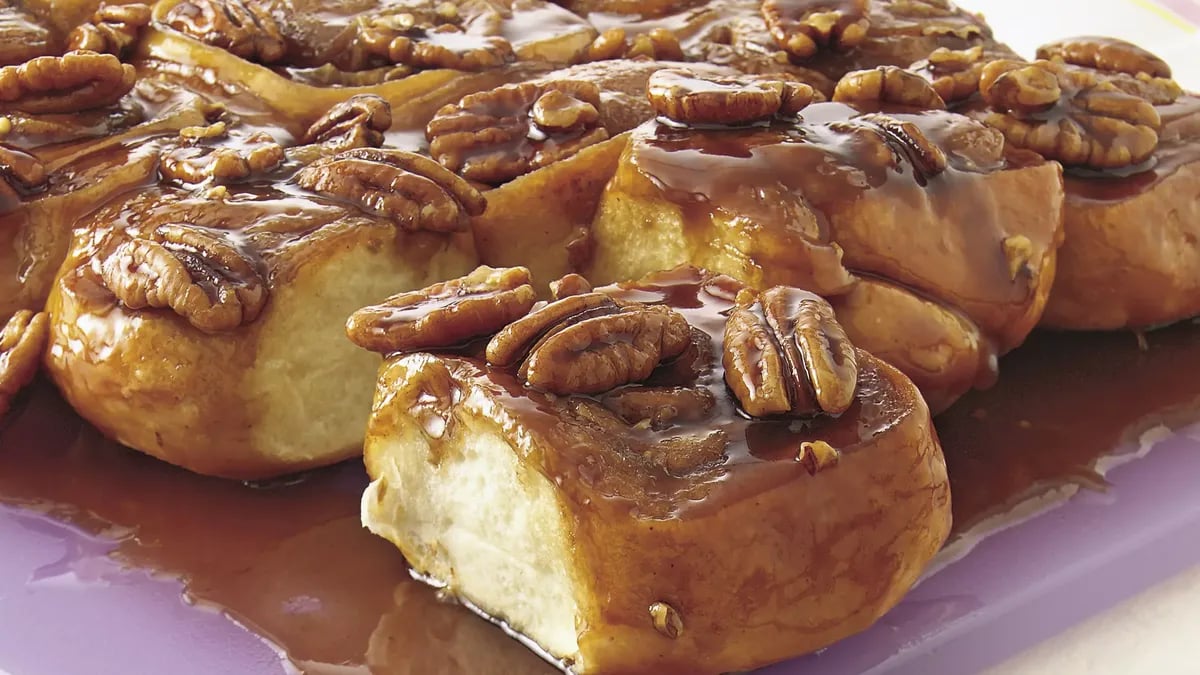 Easy Caramel Rolls