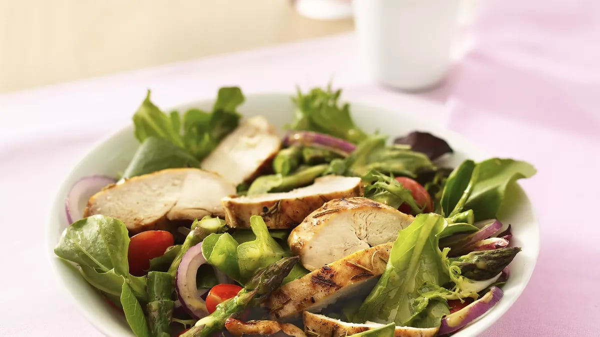 Grilled Chicken Garden Salad