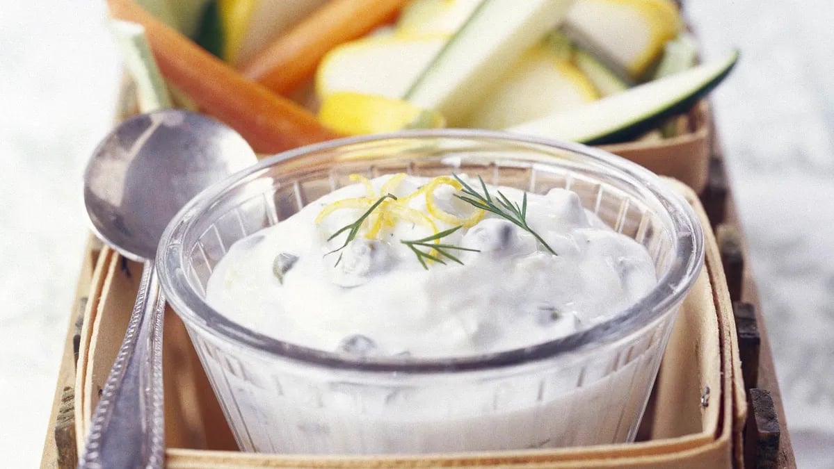 Skinny Lemon-Dill Dip