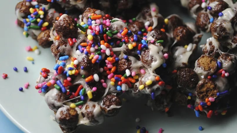 Cocoa Puffs Cake Bites