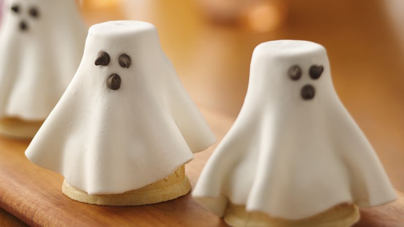 Halloween Cupcake Cone Ghosts