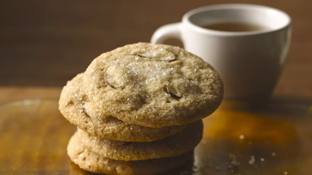 Chinese Five Spice Almond Cookies