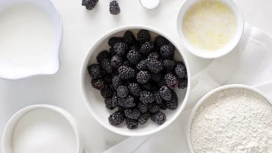 ExtraTextTypeImageMediumUrl