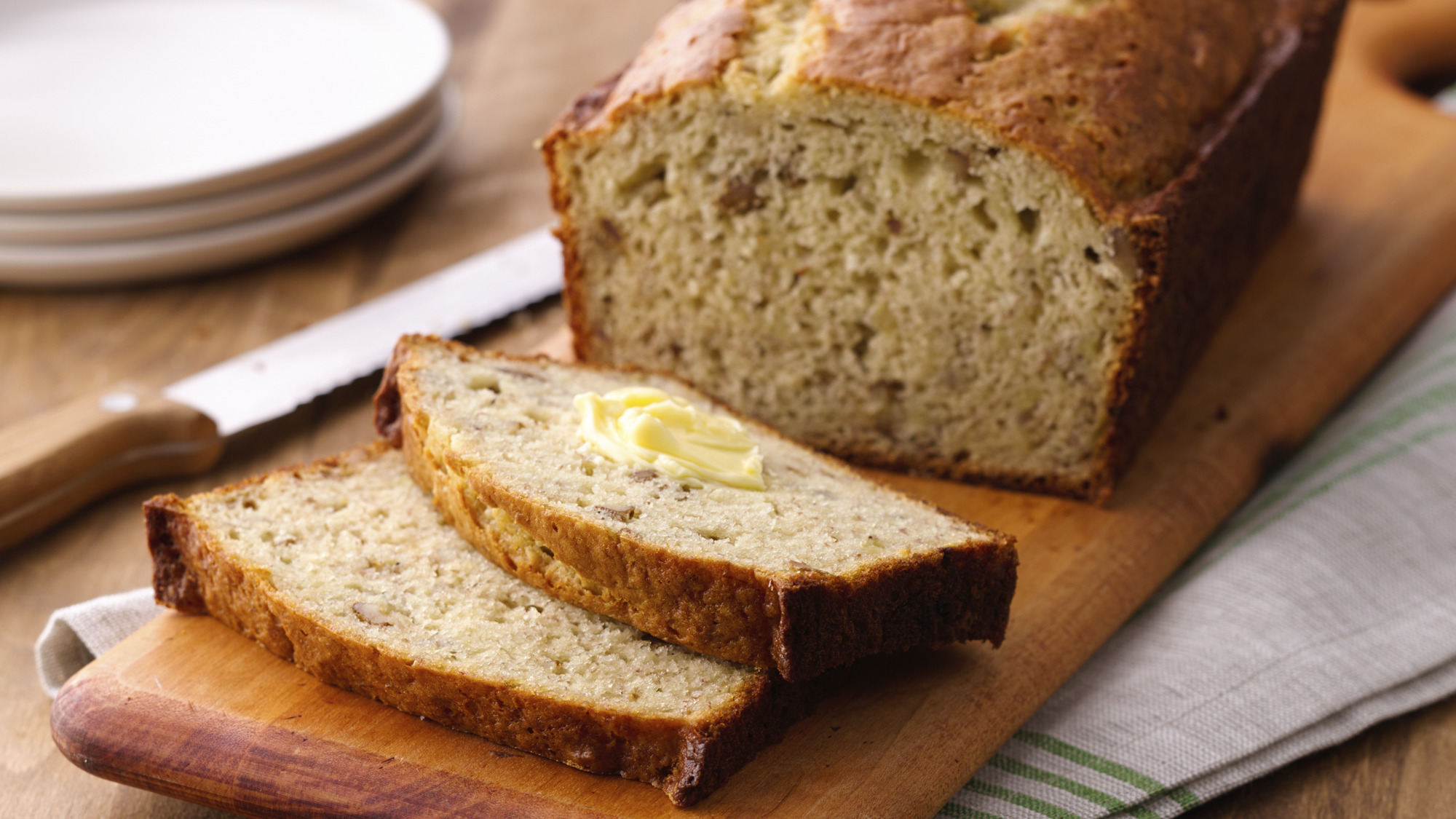 Bisquick™ Banana-Nut Bread Recipe - BettyCrocker.com