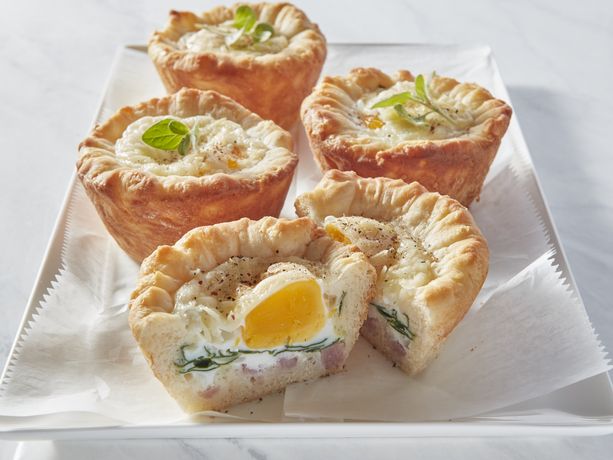 Baked Egg Biscuit Cups