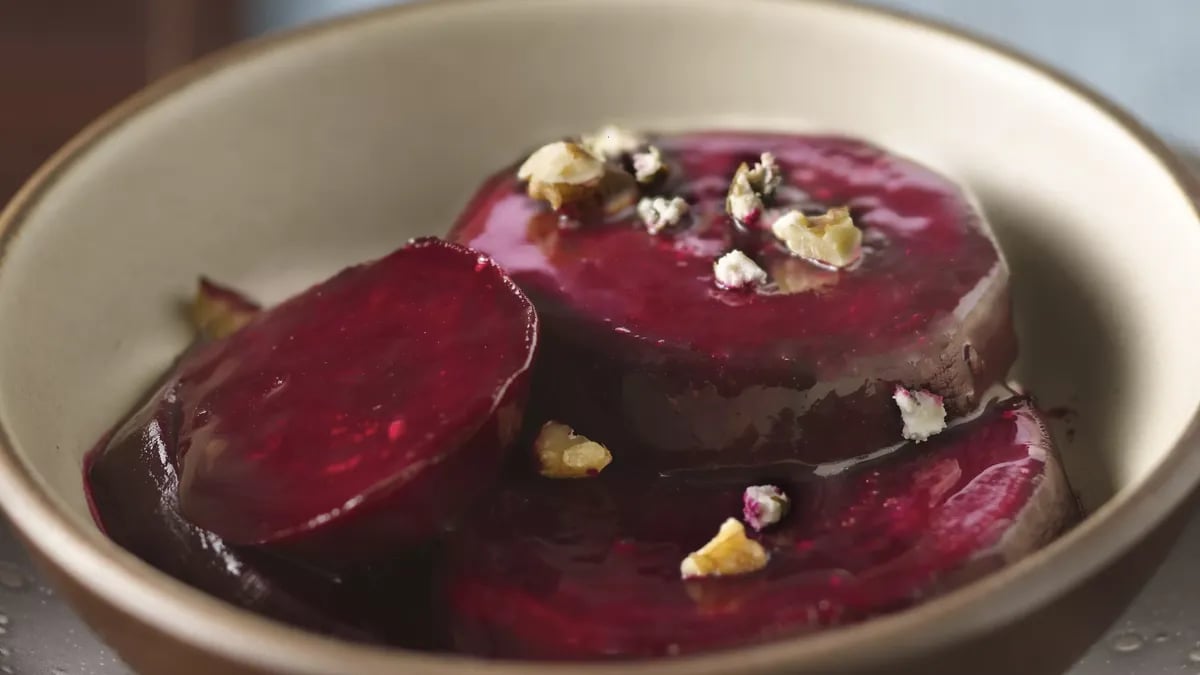 Slow-Cooker Balsamic-Glazed Beets 