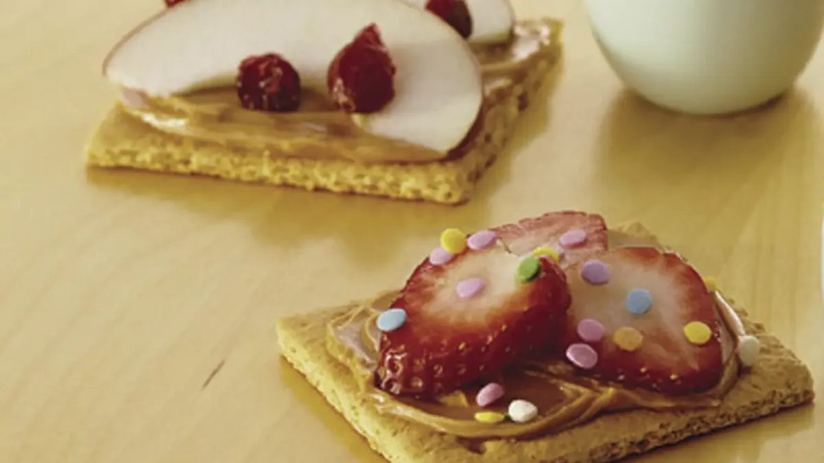 Have-It-Your-Way Graham Cracker Funwiches