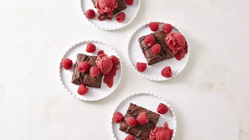 Chocolate Fudge Brownie Berry Sundae