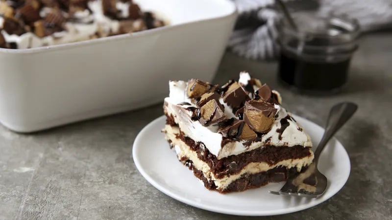 Chocolate Peanut Butter Icebox Cake