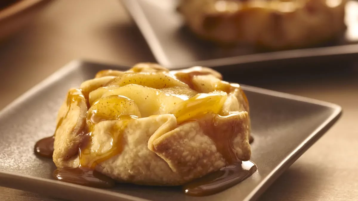 Mini Apple Crostatas