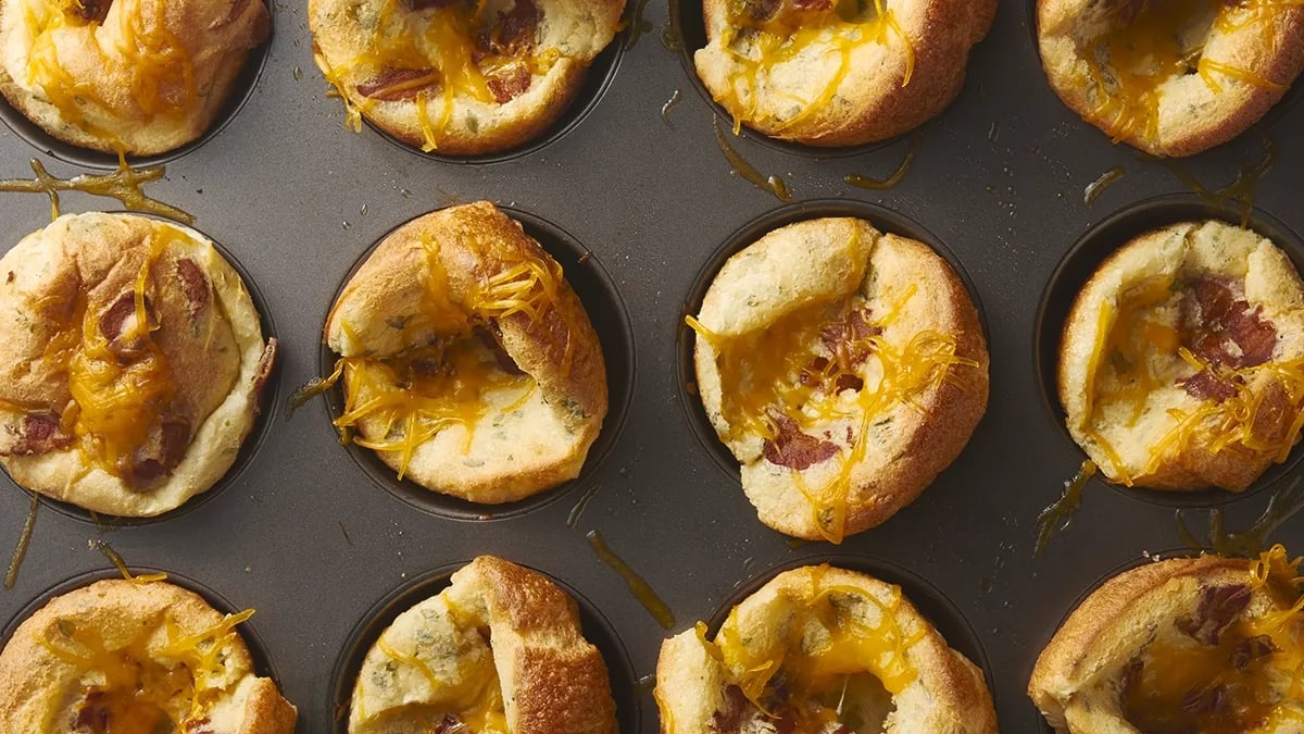 Cheddar-Bacon Popovers