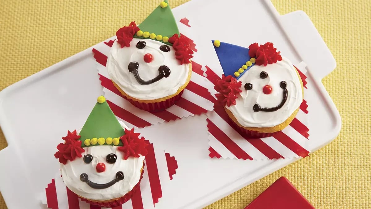 Friendly Clown Cupcakes