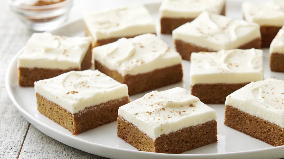 Gingerbread Cookie Bars