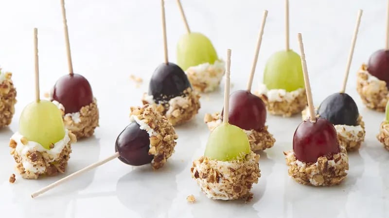 Goat Cheese-Dipped Grapes