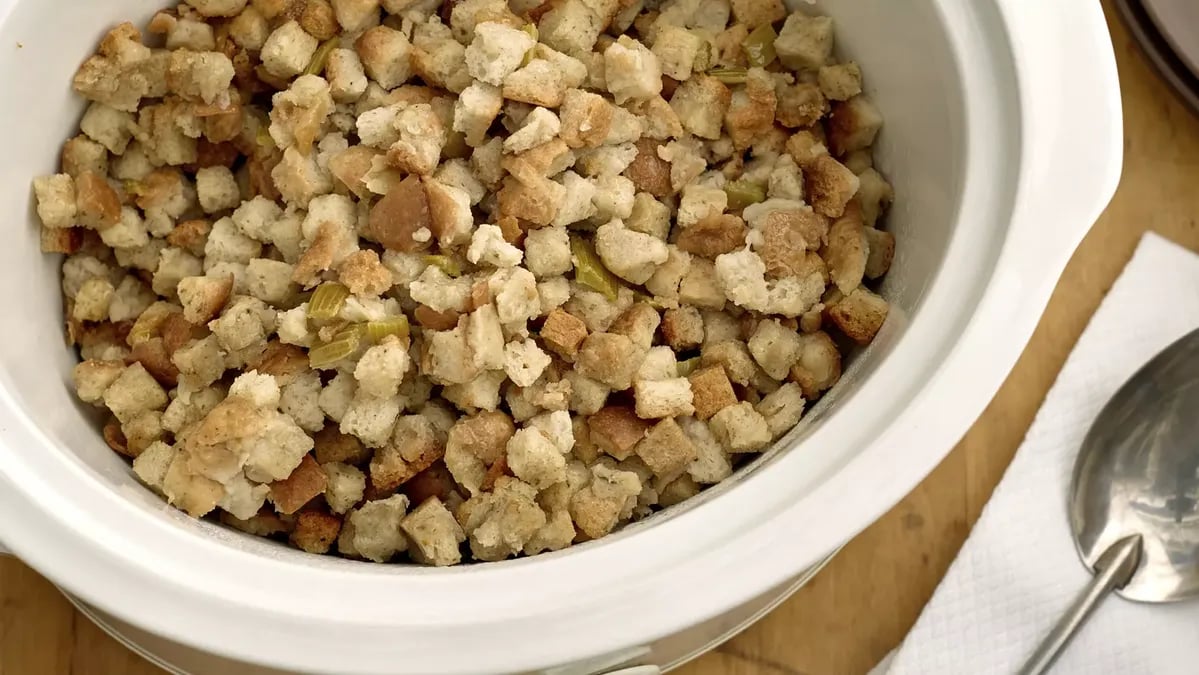 Slow Cooker Stuffing