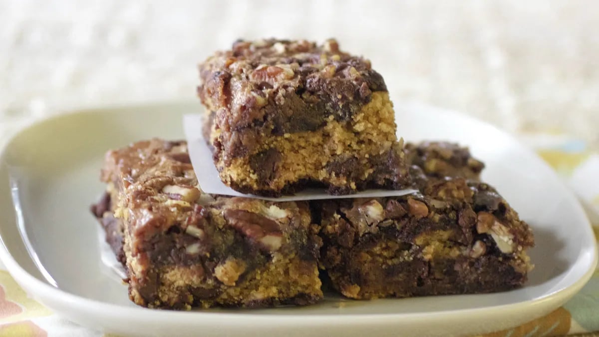 Raspberry Brownie Cookie Bars