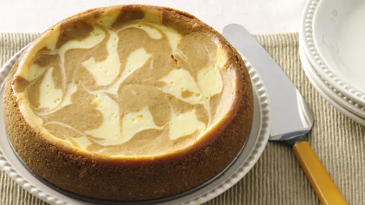 Slow-Cooker Pumpkin Swirl Cheesecake 