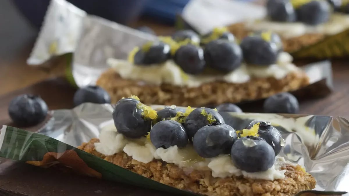 Blueberry Ricotta Granola Bars