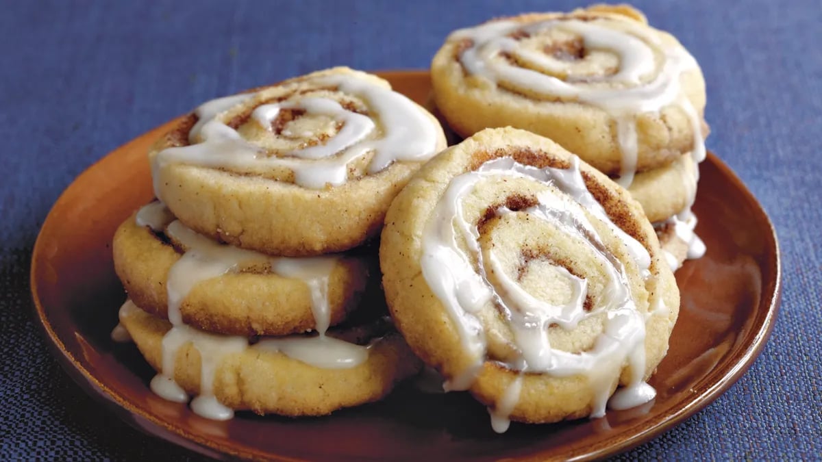 Easy Cinnamon Roll Cookies