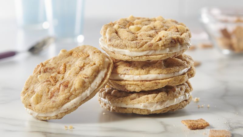 Cinnamon Toast Crunch™ Sandwich Cookies
