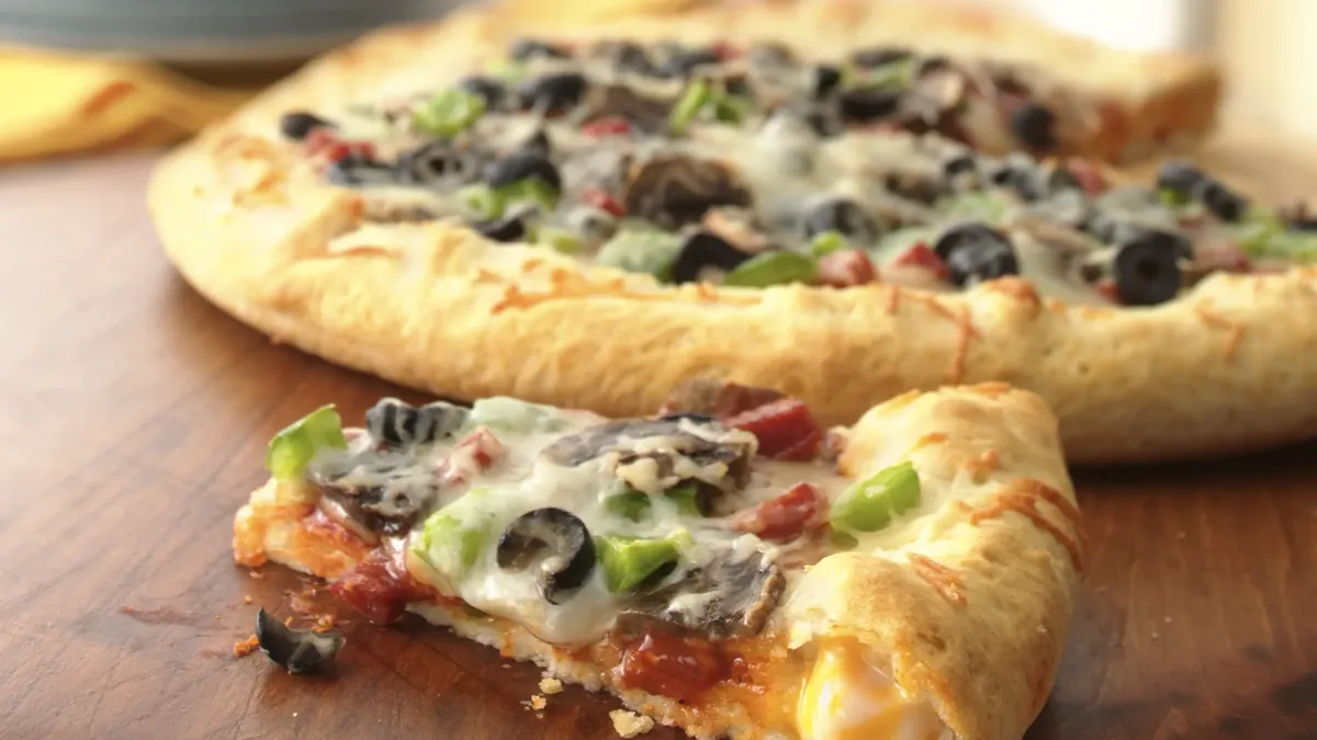 Stuffed-Crust Pepperoni Pizza Recipe - BettyCrocker.com