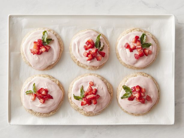 Strawberry Shortcake Cookies with Strawberry Icing