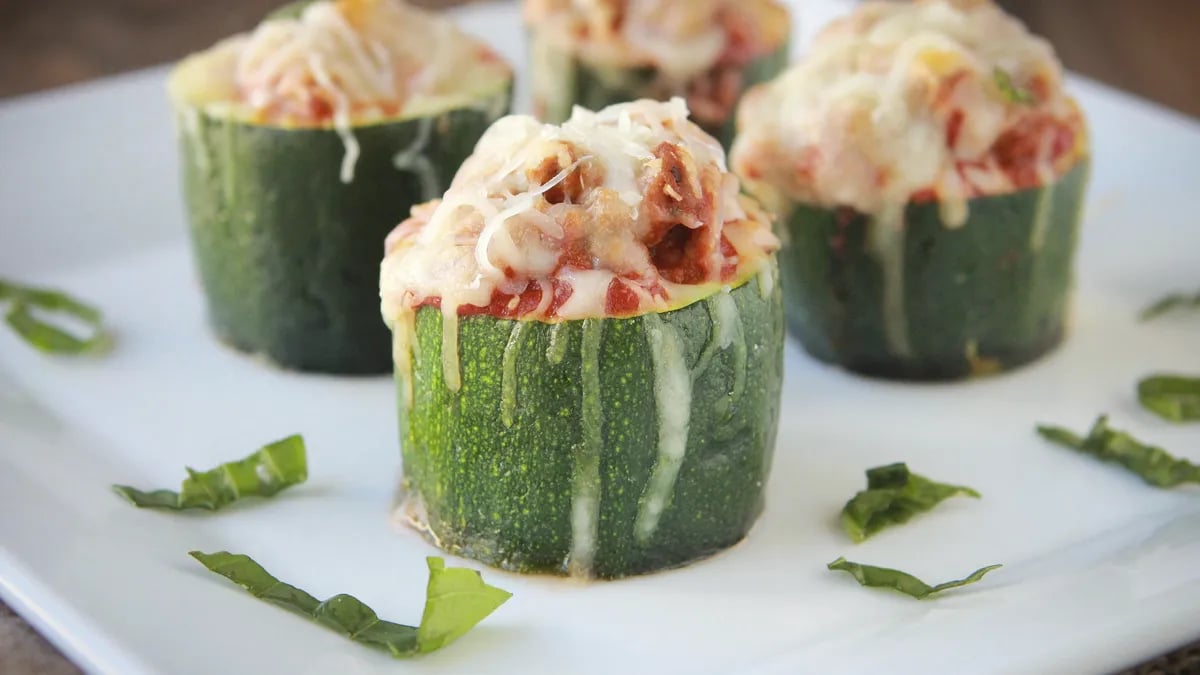 Lasagna-Stuffed Zucchini Bites