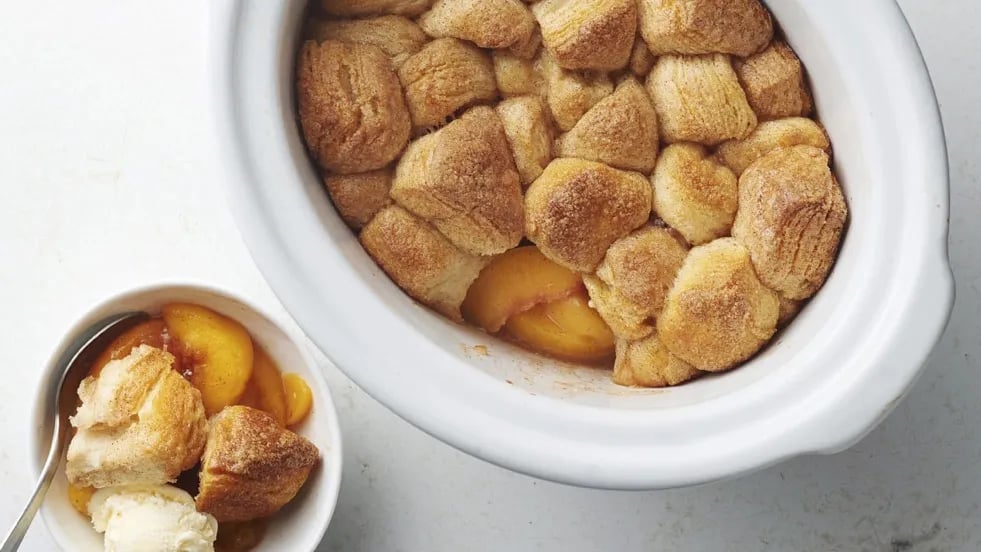 Slow-Cooker Peach Cobbler