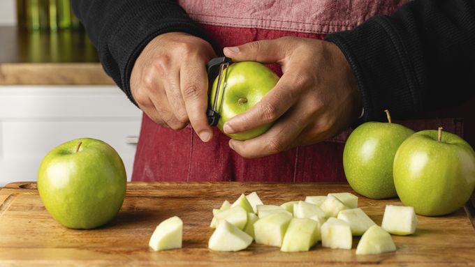 Apple Crisp with Oats Recipe - BettyCrocker.com