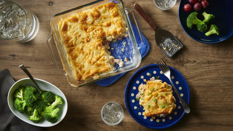 Chicken Cordon Bleu Crescent Casserole