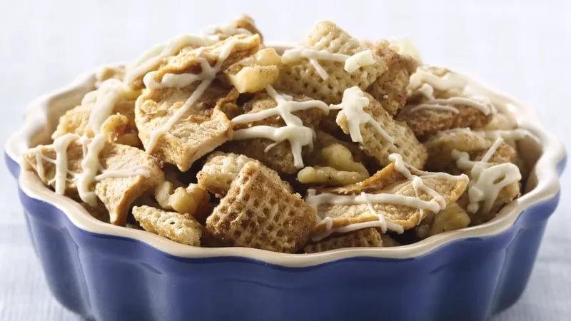 Apple Pie Chex Mix