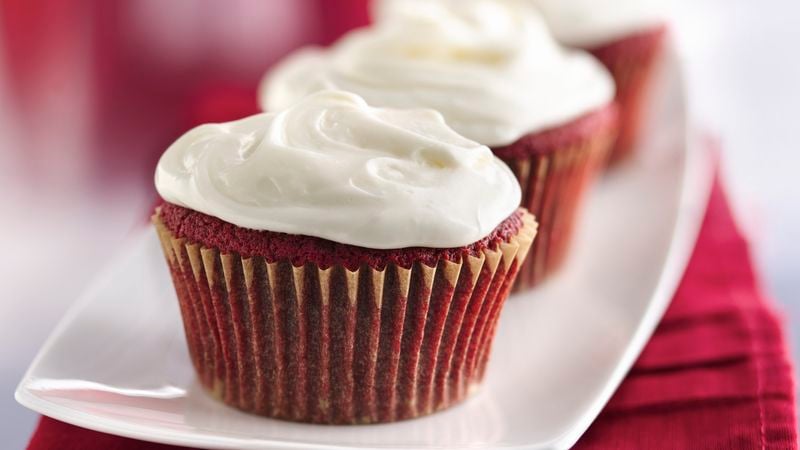 Red Velvet Cupcakes with Marshmallow Buttercream Frosting