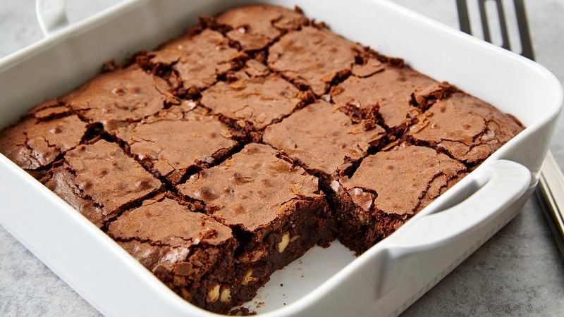 selling brownie pan that bakes nothing but corner pieces