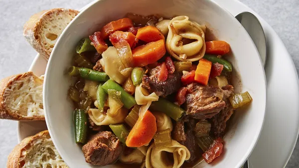 Slow-Cooker Beef-Tortellini Soup