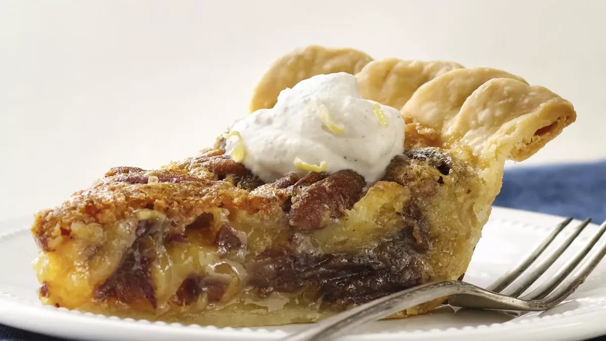 Pecan-Date Pie