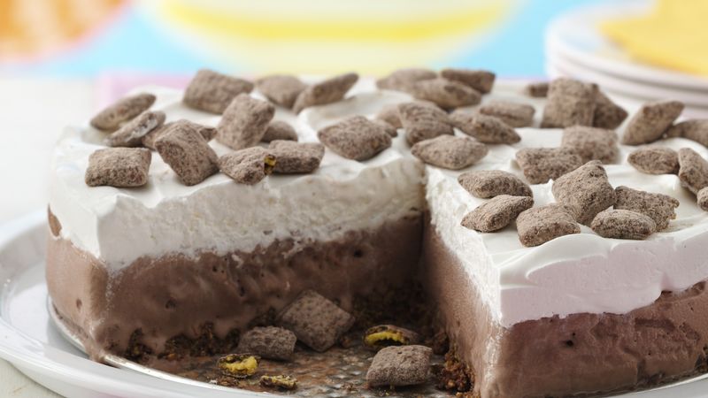 Muddy Buddies® Brownie Ice Cream Cake 