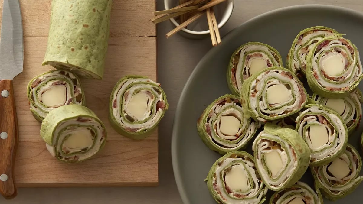 Bacon Jalapeño Turkey Pinwheels