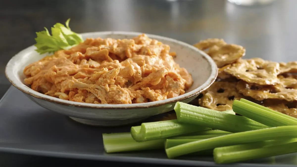 Hot Buffalo Chicken Dip