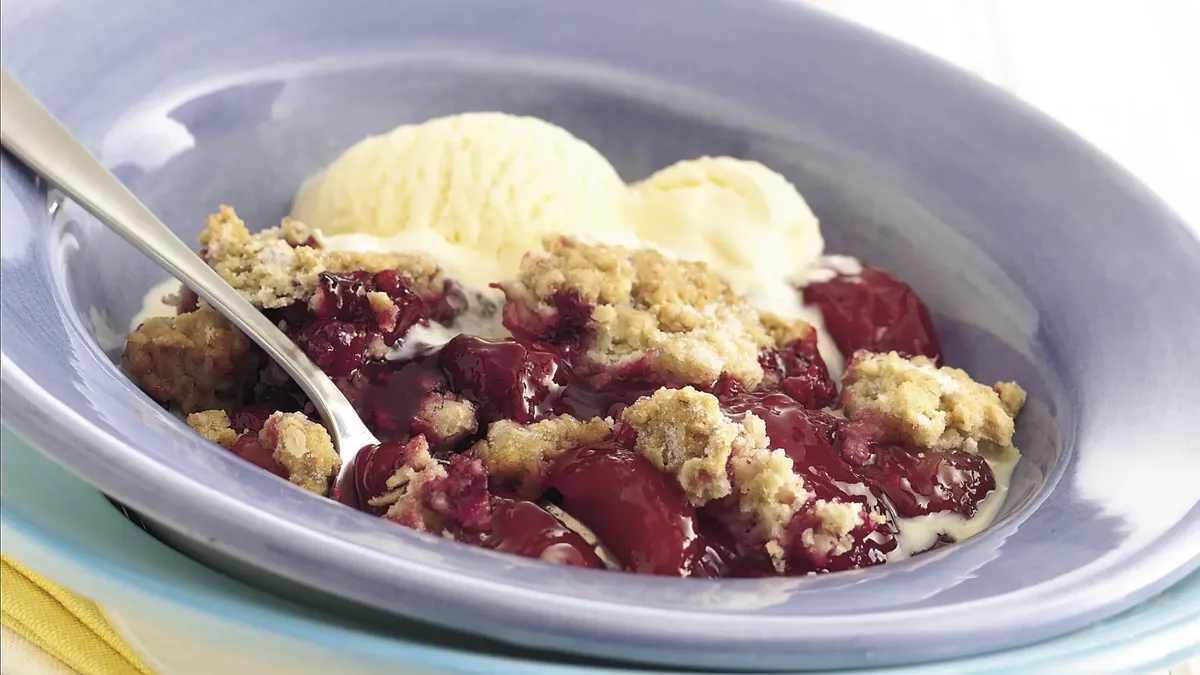 Apple-Raspberry Cookie Cobbler Recipe - Pillsbury.com