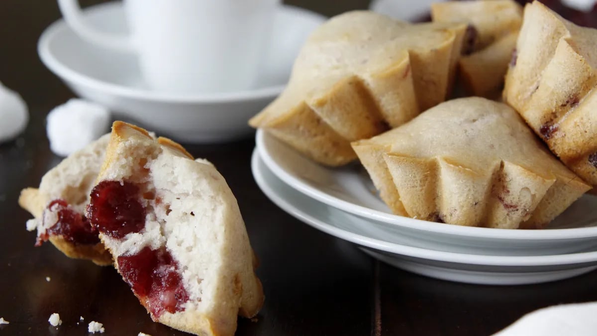 Cranberry Sauce Muffins