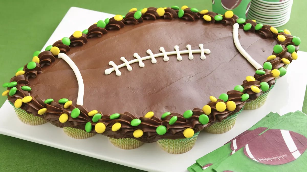 Football Cupcake Pull-Aparts