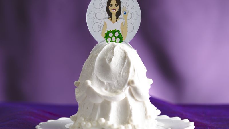 Mini Princess Bride Cakes