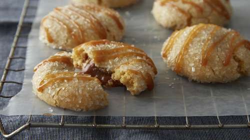 Stuffed Caramel Cake-Mix Cookies-image