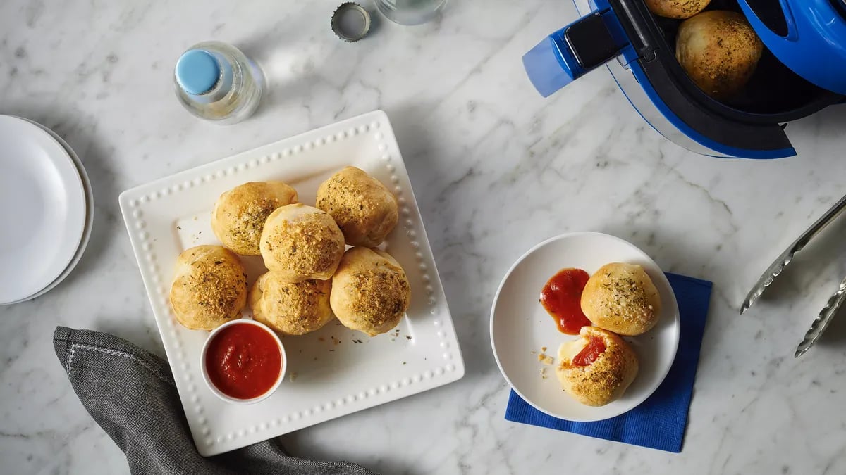 Air Fryer Cheesy Pepperoni Pizza Balls