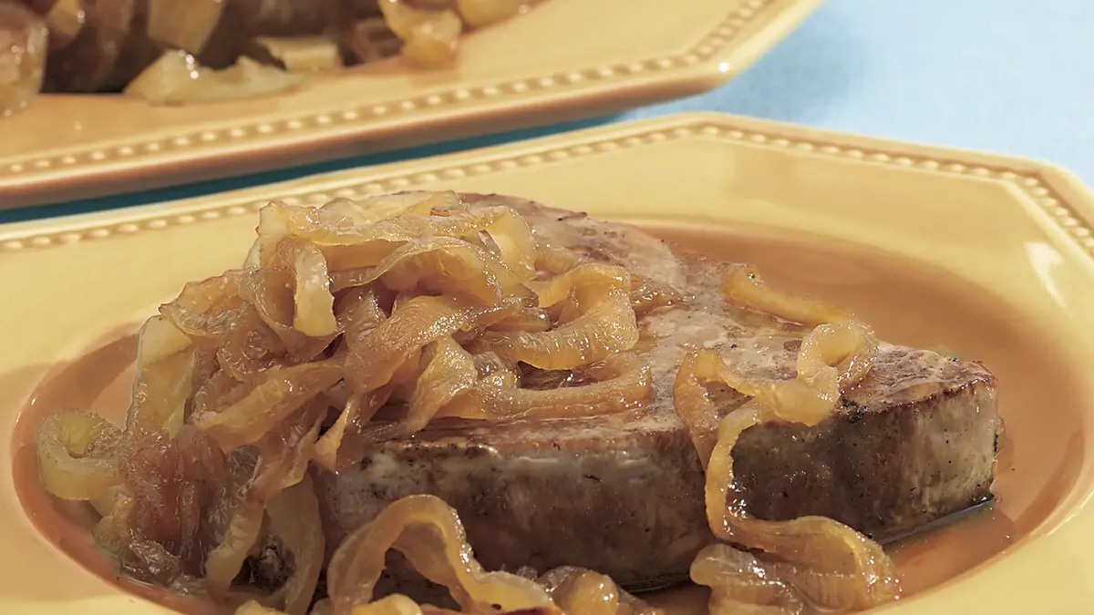 Tuna Steaks with Caramelized Onions
