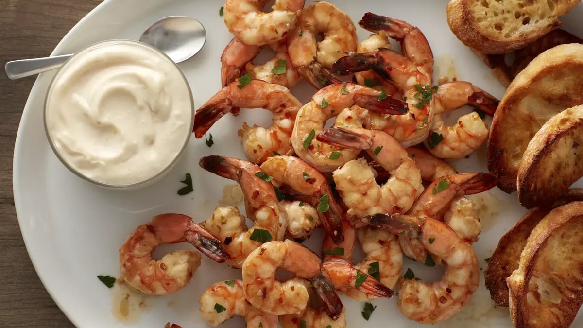 Broiled Garlic Butter Shrimp with Lemon Aioli