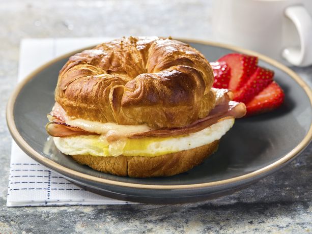 Ham, Egg and Cheese Croissant Sandwich - Speed Cook