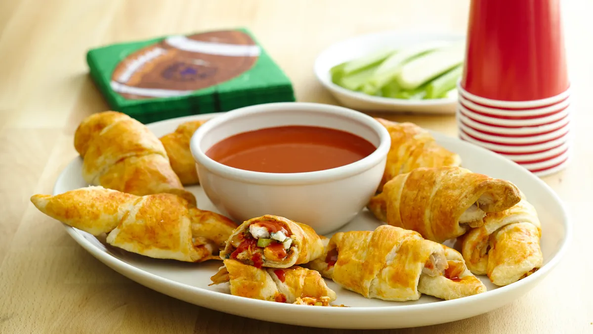 Buffalo Chicken Puffs