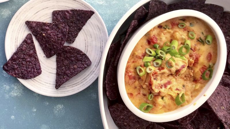 Fire Roasted Tomato Queso Dip | Muir Glen