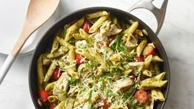 Skinny Mediterranean-Style Chicken and Pasta Recipe 